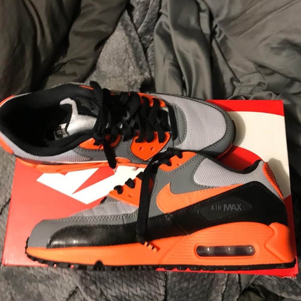 Boys Nike air max 90s size 6